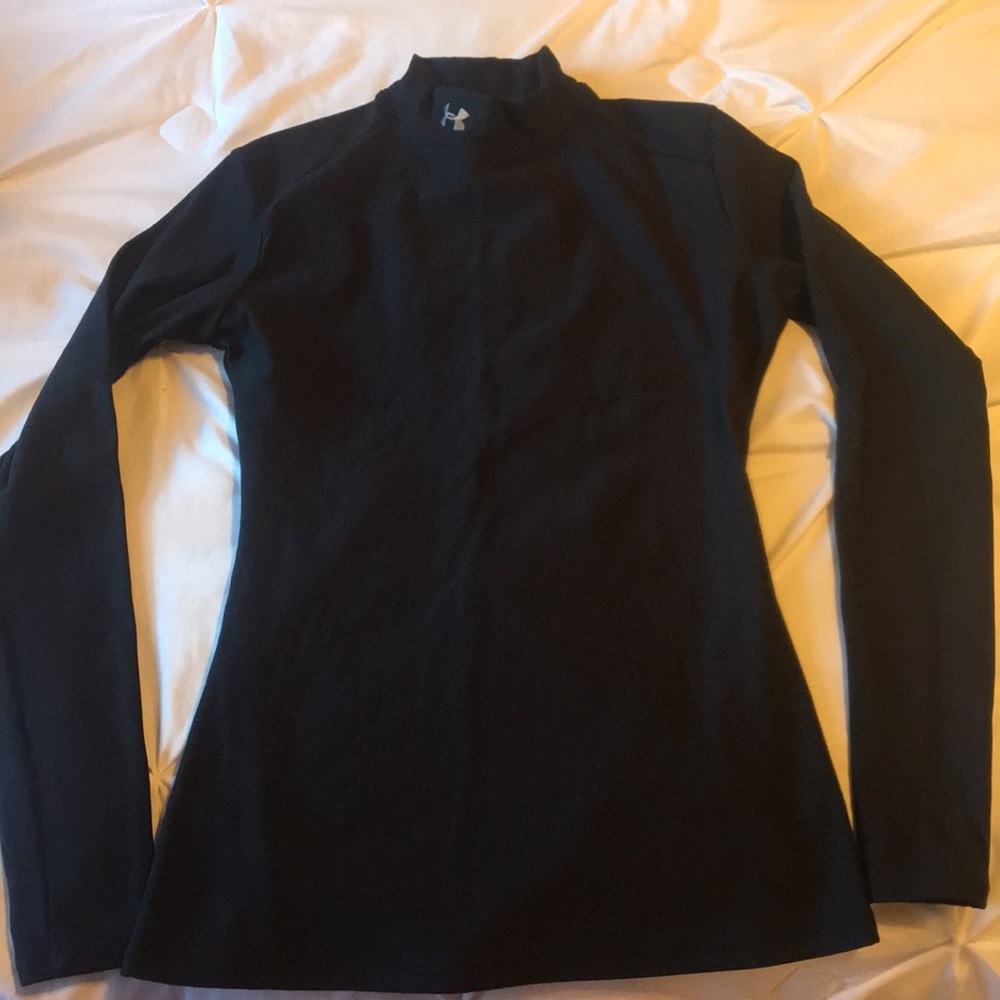 Size medium under armor long sleeve cold gear